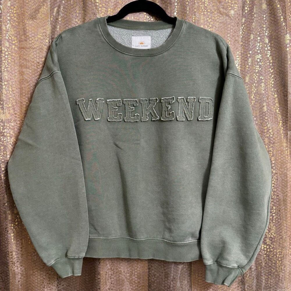 Lazy Sunday Retro Green Weekend Crewneck Pullover Sweatshirt Medium